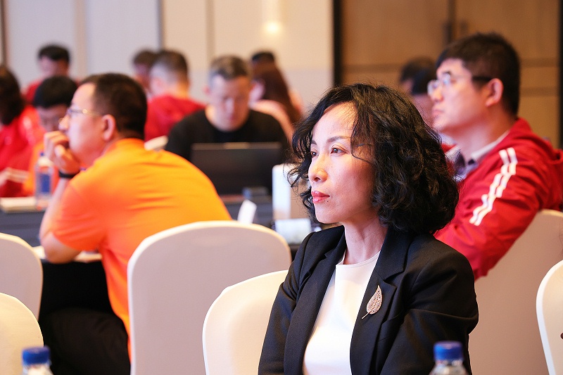 依斯倍環保董事長常英