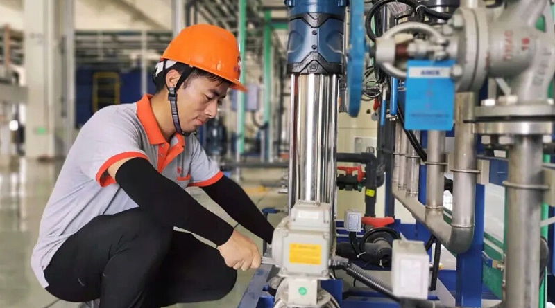 高溫下的環保人